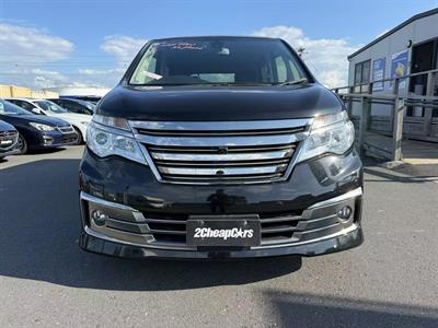 2014 Nissan Serena Hybrid