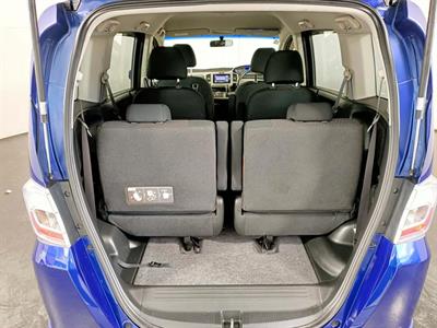 2014 Honda Freed Hybrid