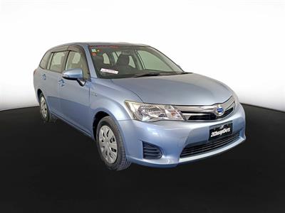 2013 Toyota Corolla Fielder Hybrid