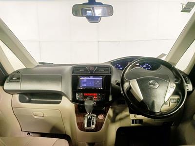 2014 Nissan Serena Hybrid