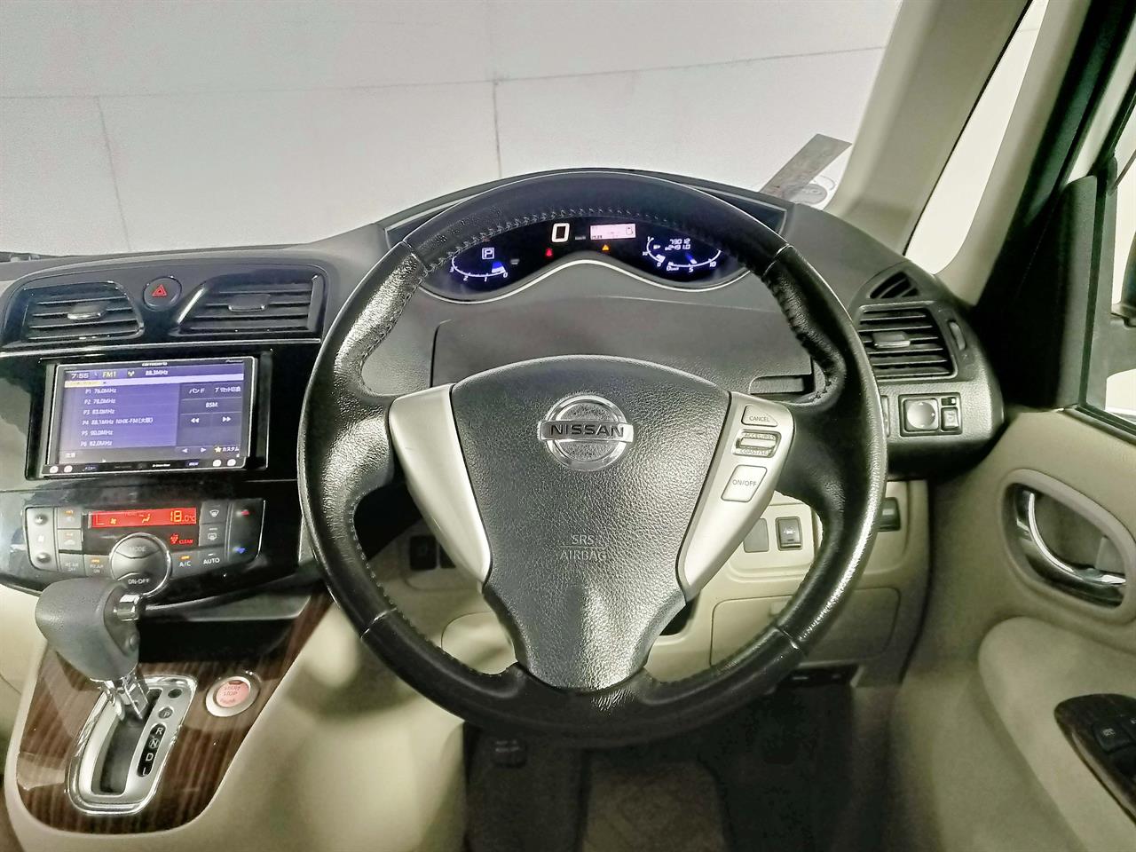 2014 Nissan Serena Hybrid