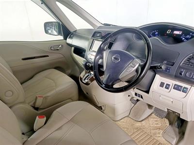 2014 Nissan Serena Hybrid