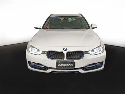 2013 BMW 320i Touring Sports