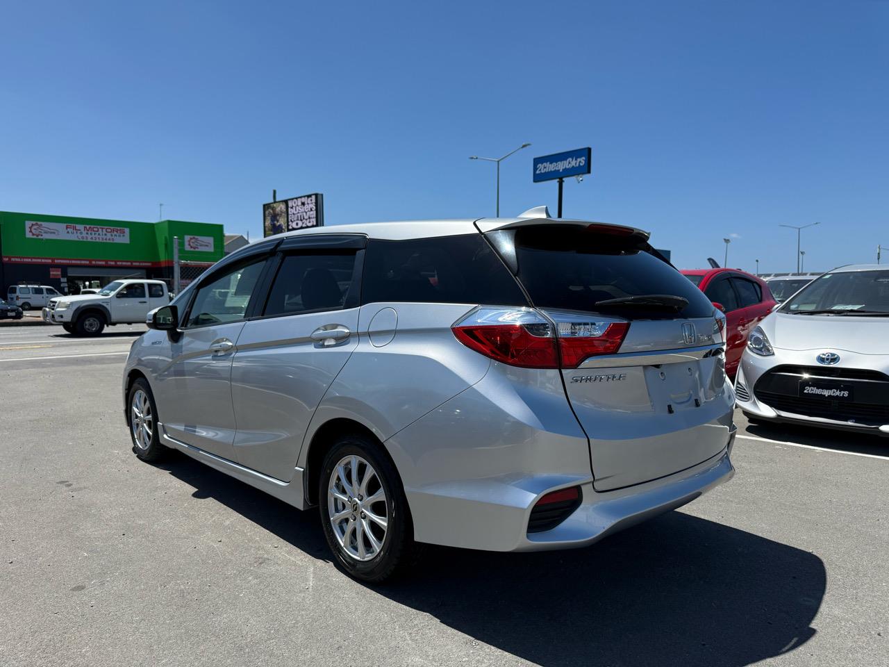 2015 Honda Fit Shuttle Hybrid Facelift