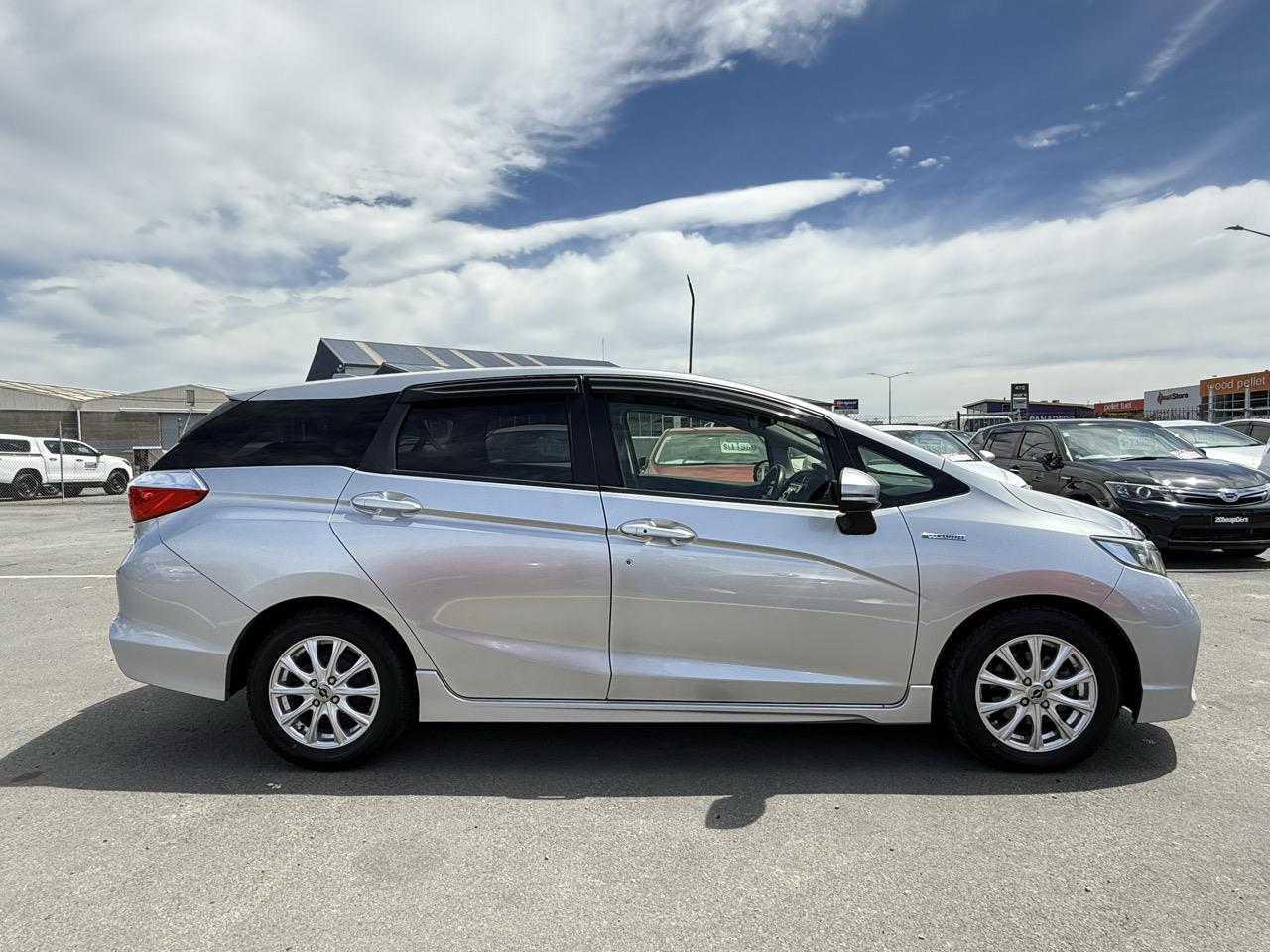 2015 Honda Fit Shuttle Hybrid Facelift