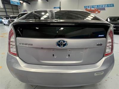 2013 Toyota Prius Hybrid