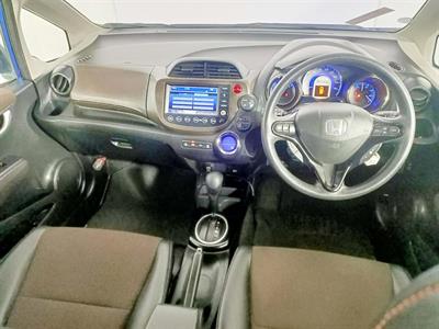 2012 Honda Fit Jazz Shuttle Hybrid