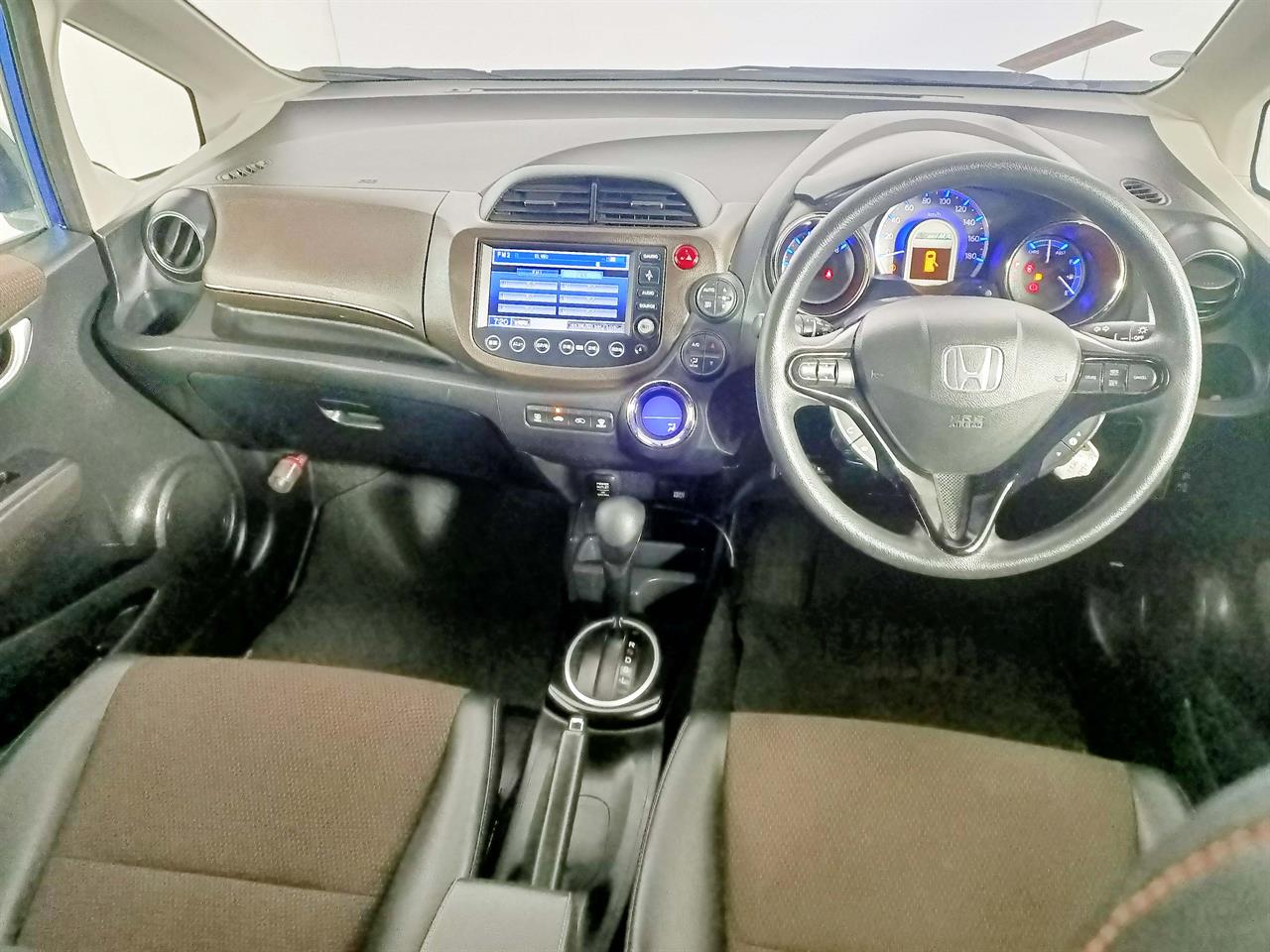 2012 Honda Fit Jazz Shuttle Hybrid