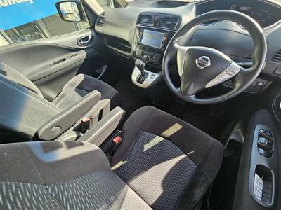 2015 Nissan Serena Hybrid