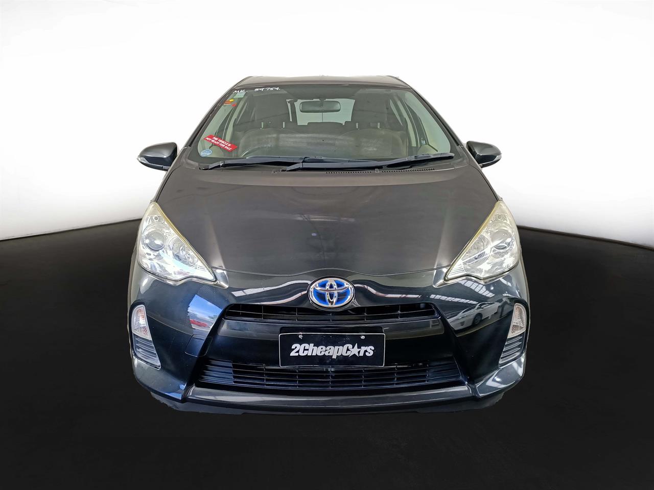 2014 Toyota Aqua Hybrid