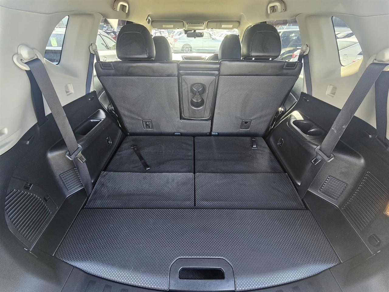 2016 Nissan X-Trail 7 Seats