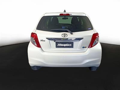 2012 Toyota Vitz 