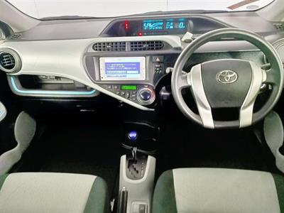 2012 Toyota Aqua Hybrid