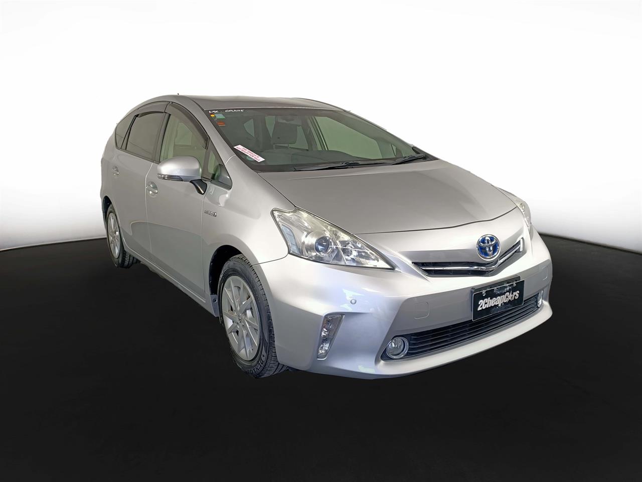 2013 Toyota Prius Alpha Hybrid