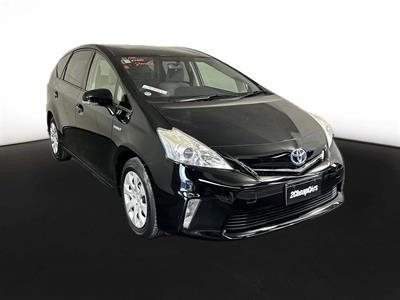 2013 Toyota Prius Alpha Hybrid