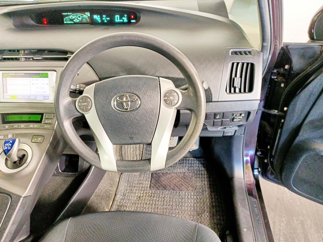 2014 Toyota Prius Hybrid