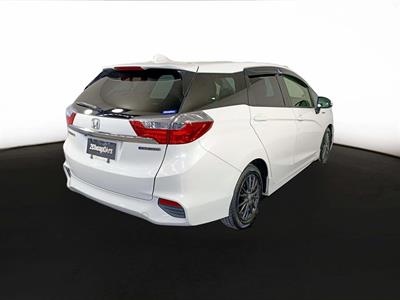 2015 Honda Fit Shuttle Hybrid Facelift