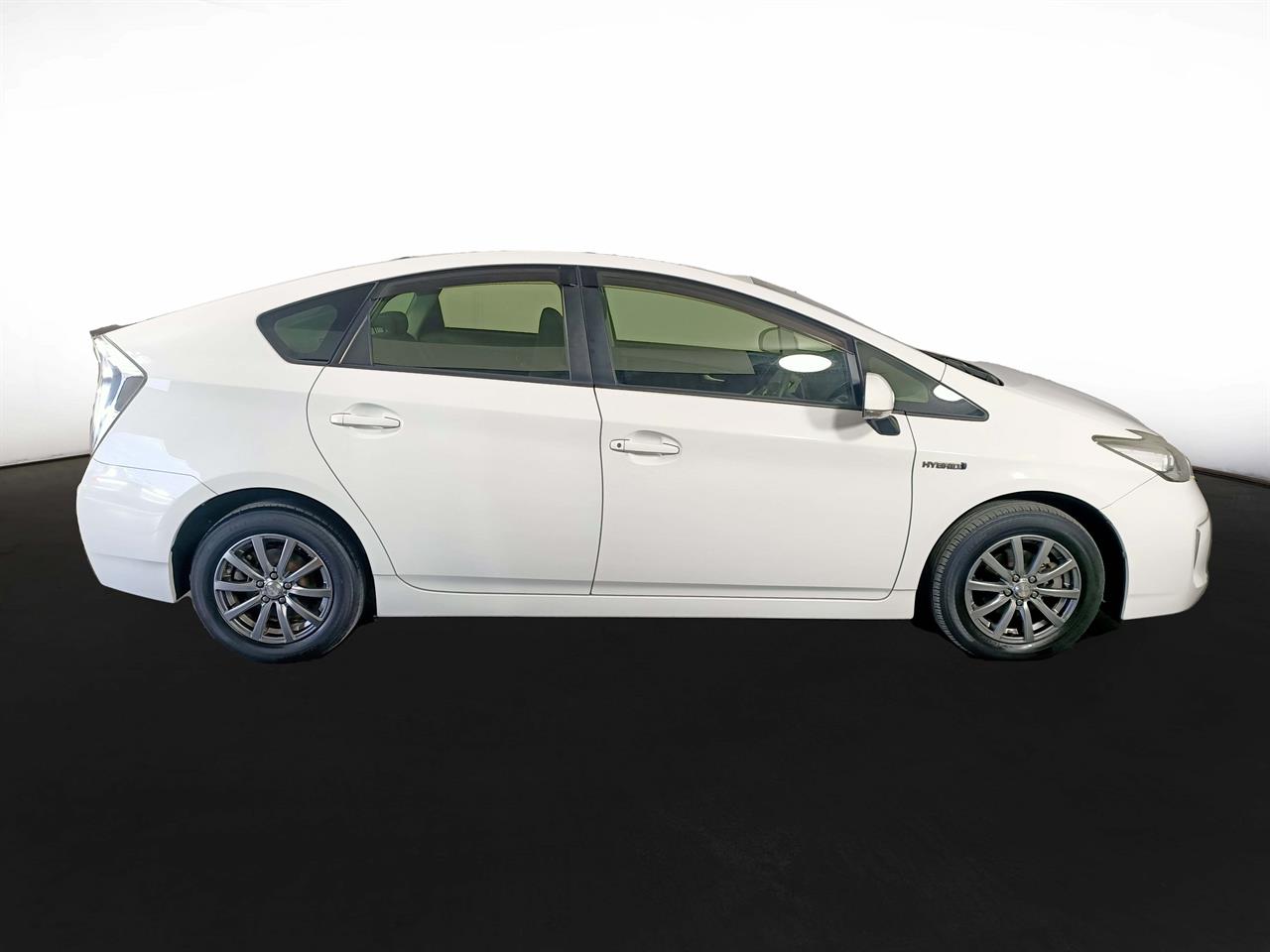 2015 Toyota Prius Hybrid