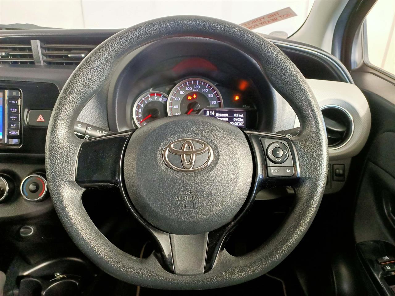 2015 Toyota Vitz 