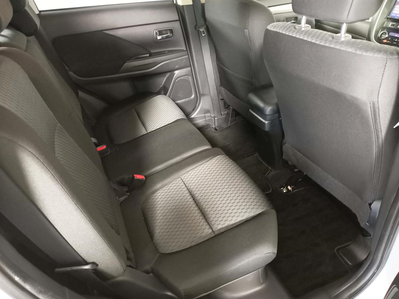 2013 Mitsubishi Outlander 7 Seats