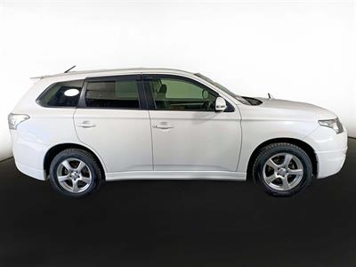 2013 Mitsubishi Outlander 7 Seats