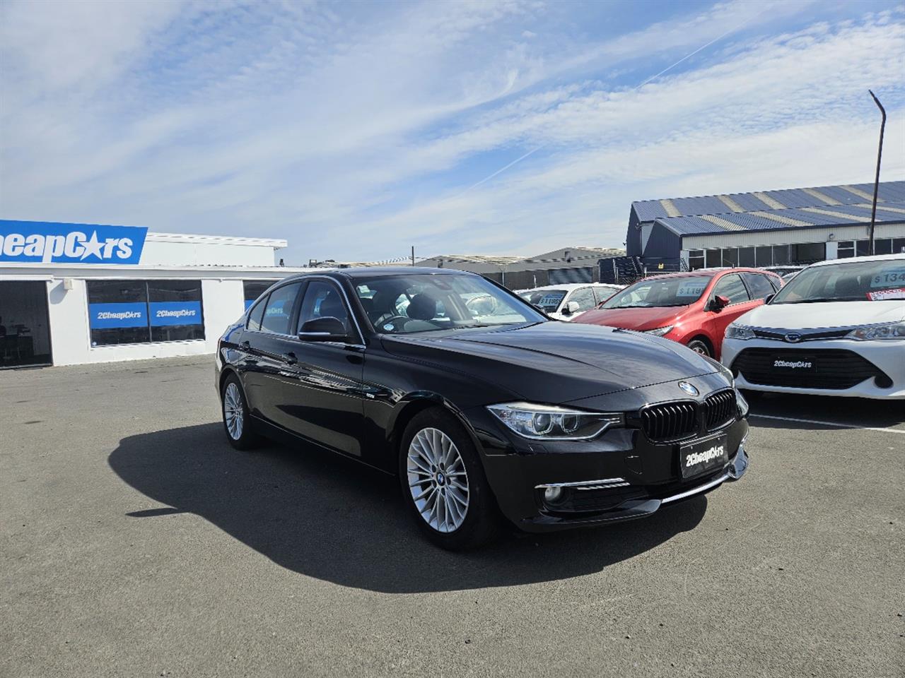 2013 BMW 320D LUXURY