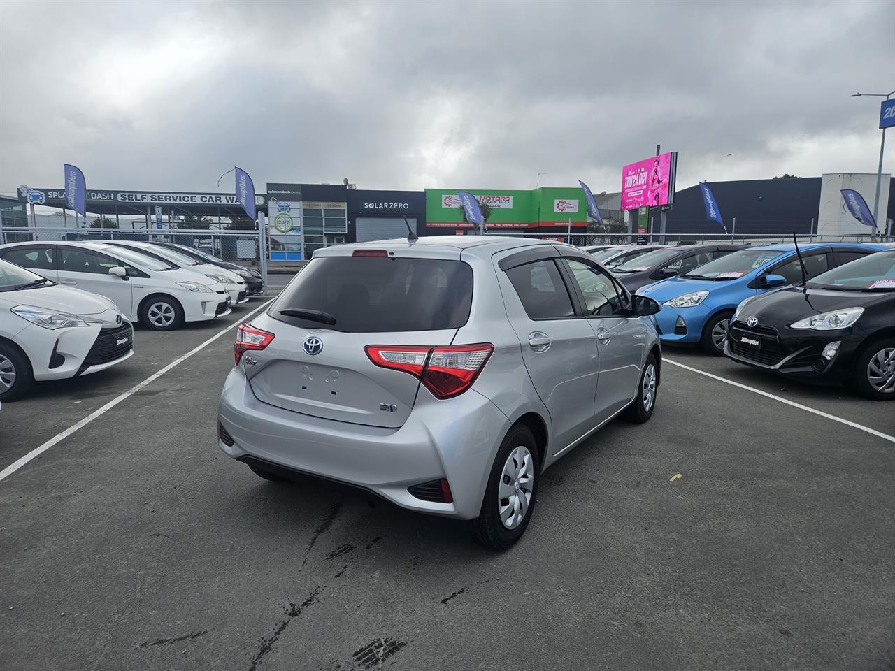 2018 Toyota Vitz Hybrid