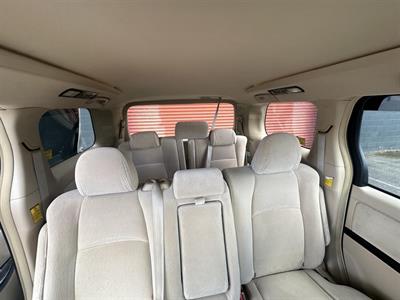 2013 Toyota Vellfire 