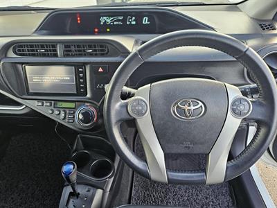 2014 Toyota Aqua Hybrid