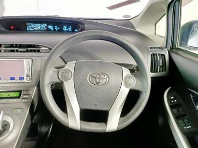 2013 Toyota Prius Hybrid