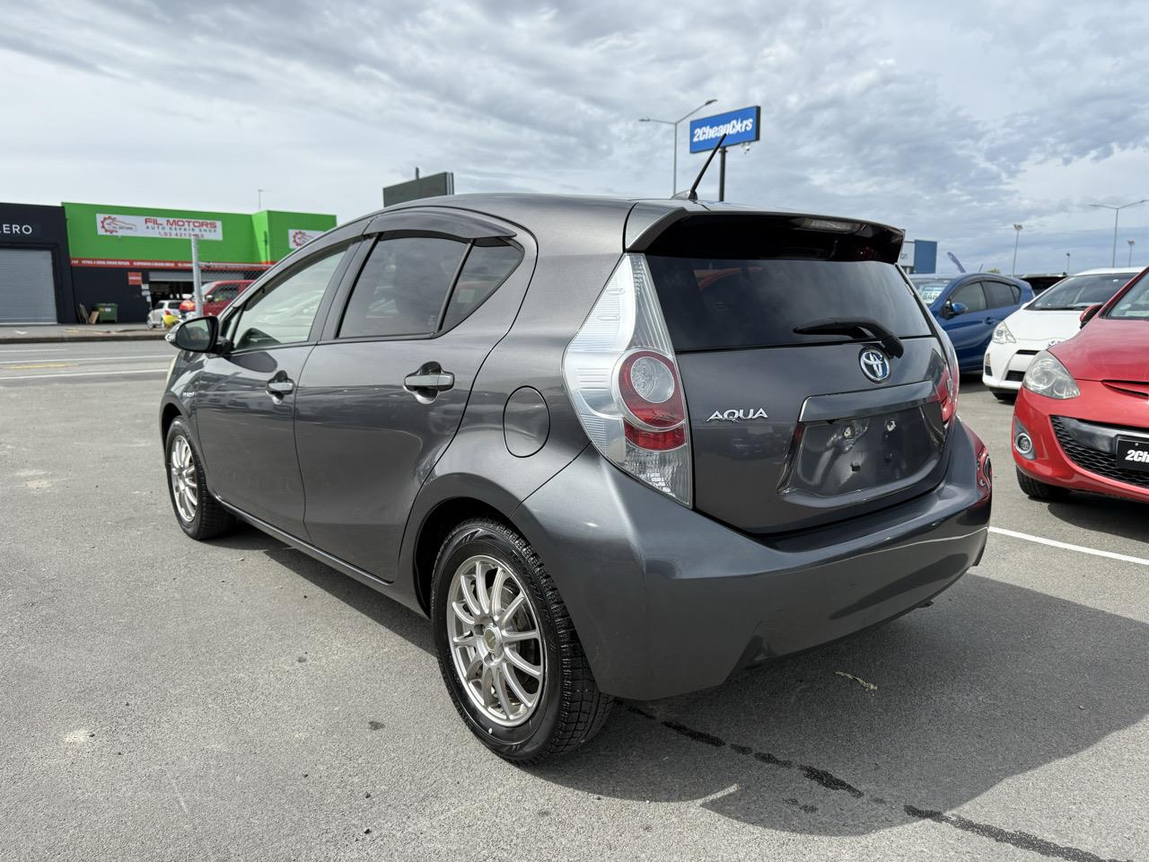 2013 Toyota Aqua Hybrid