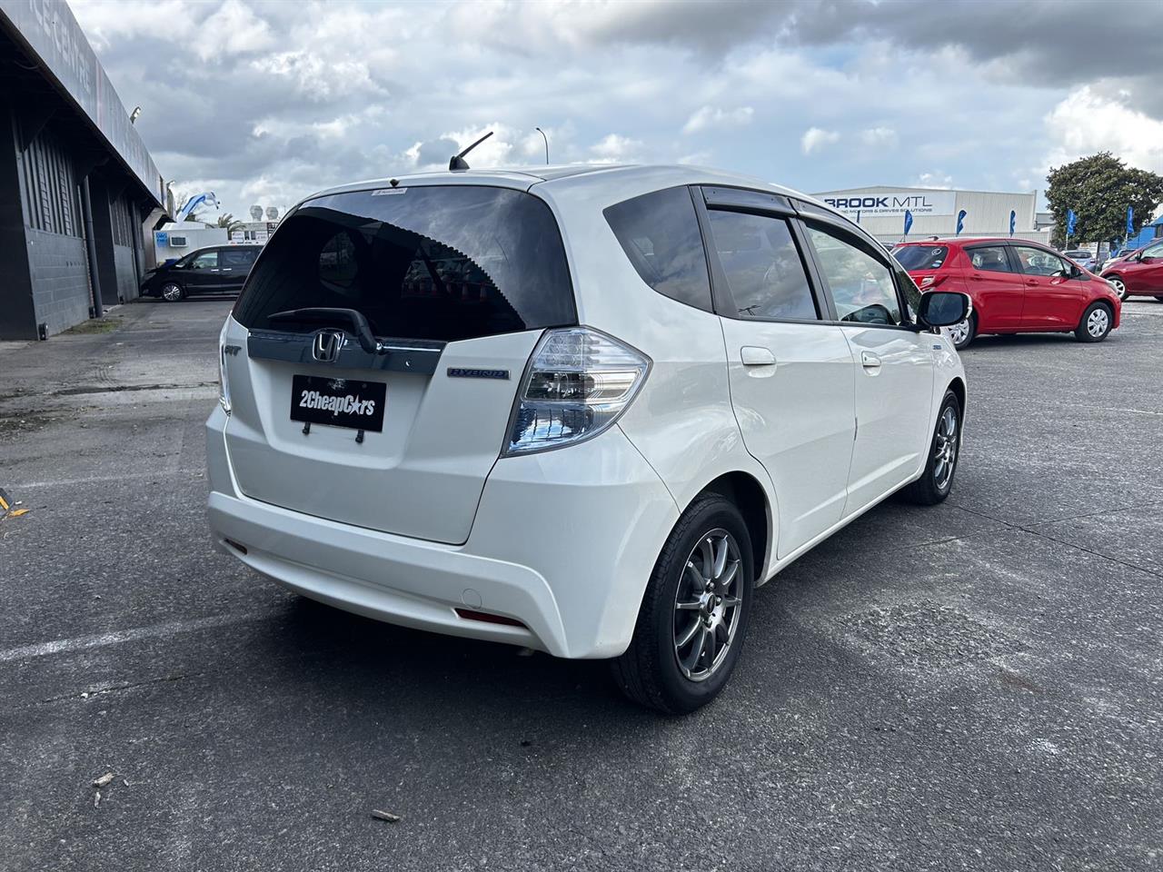 2013 Honda Fit Jazz Hybrid