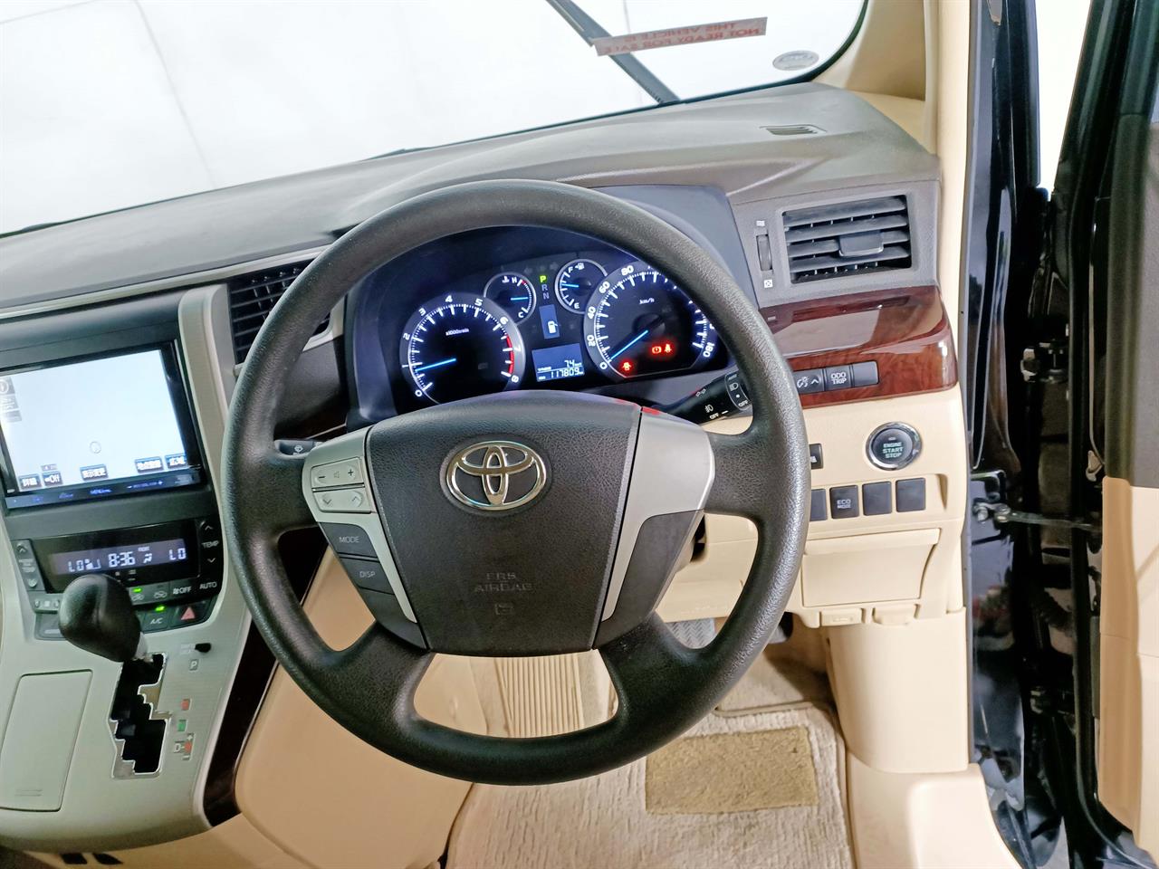 2012 Toyota Vellfire 