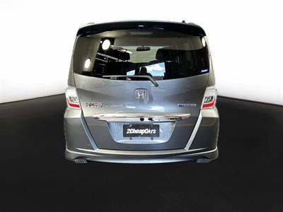 2012 Honda Freed Hybrid