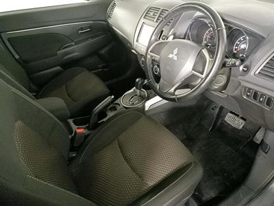 2013 Mitsubishi RVR 