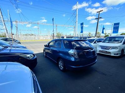 2012 Honda Fit Jazz Shuttle Hybrid