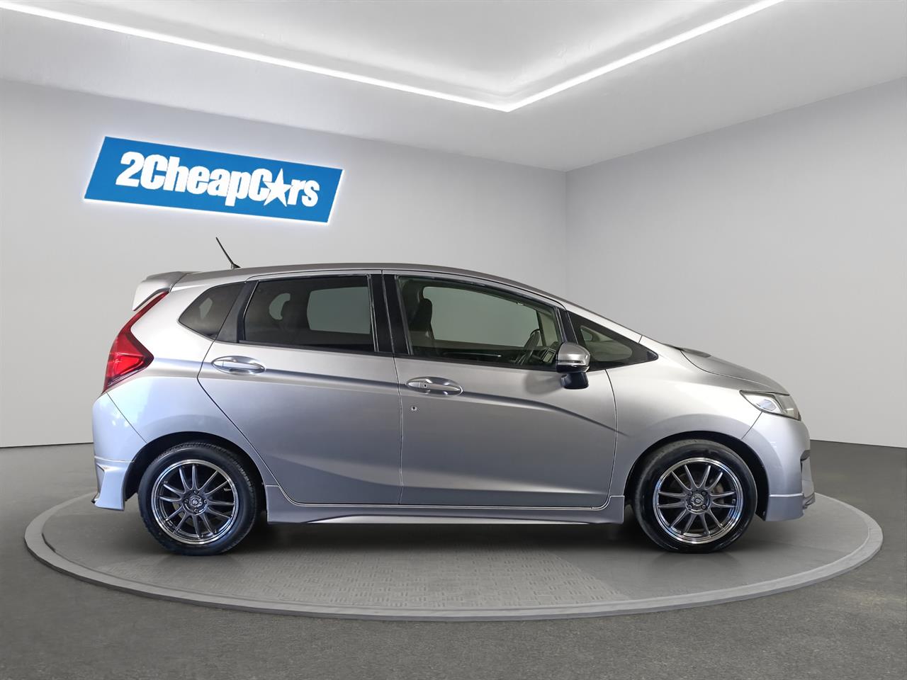 2013 Honda Fit Jazz Late Model