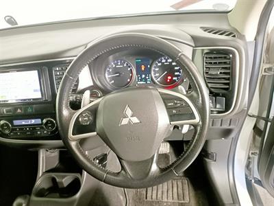 2013 Mitsubishi Outlander 7 Seats