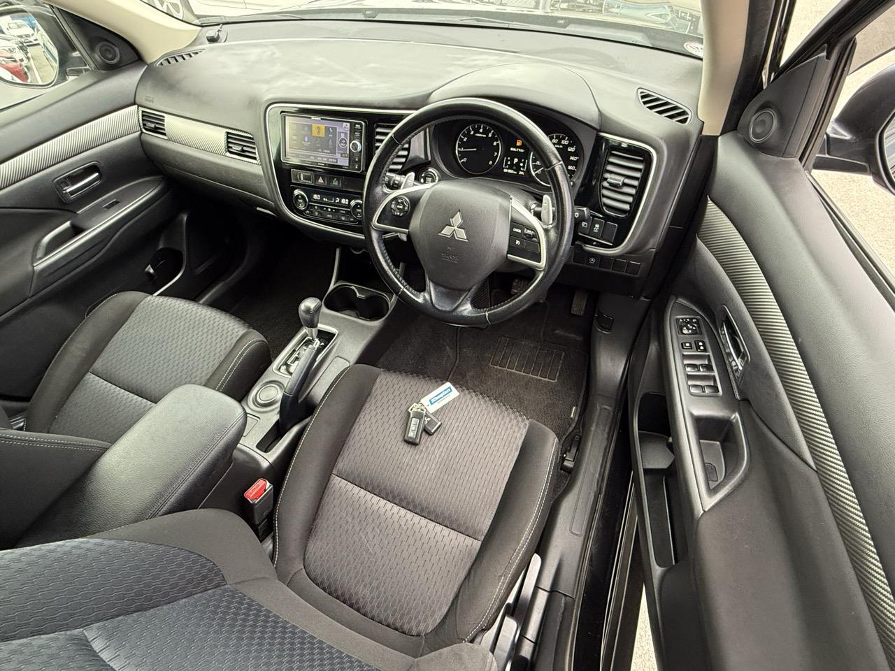 2014 Mitsubishi Outlander 7 Seats