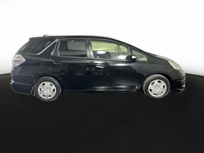 2012 Honda Fit Jazz Shuttle Hybrid