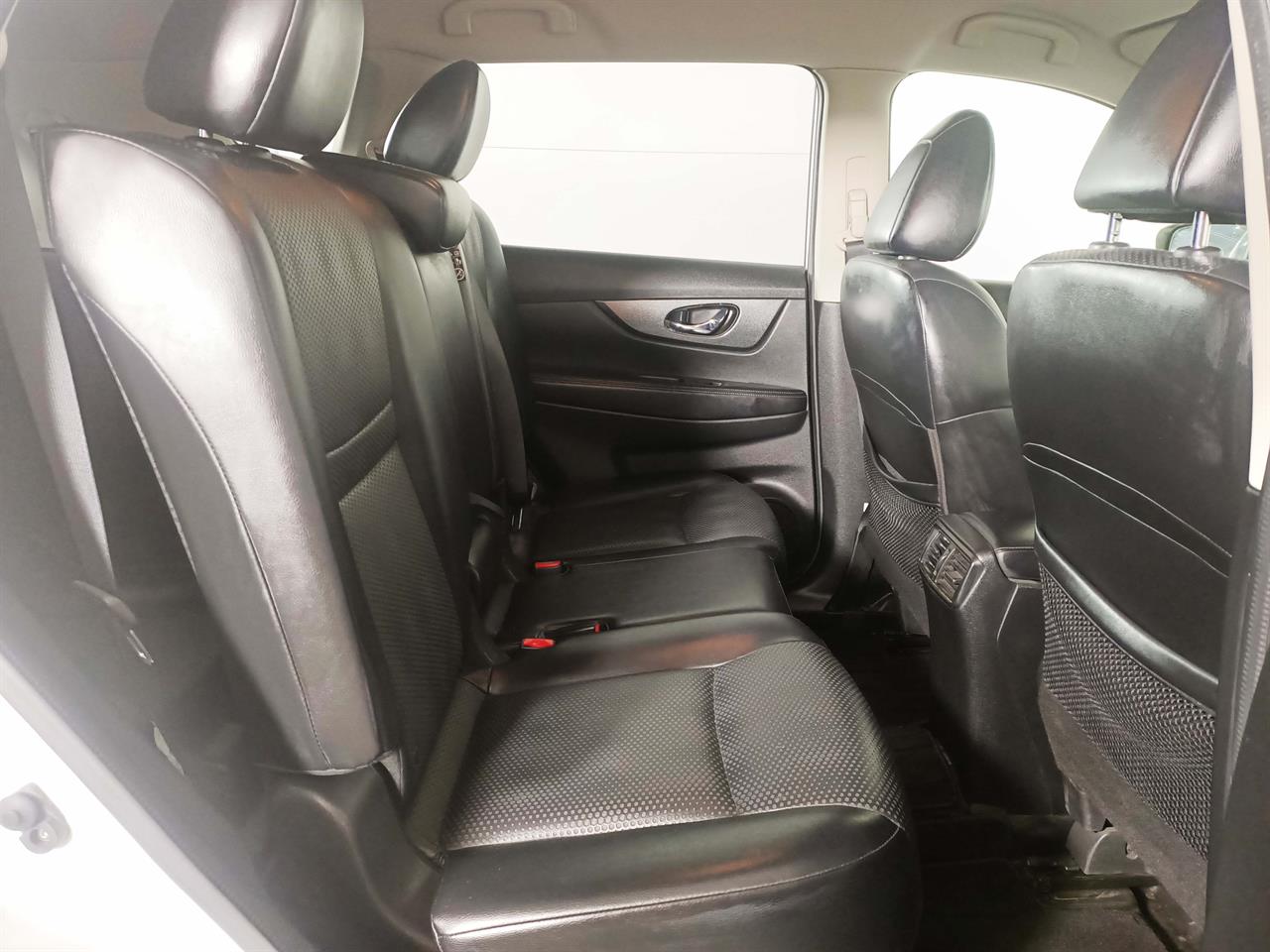 2014 Nissan X-Trail 7 Seats