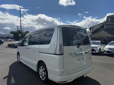 2013 Nissan Serena Hybrid Highway Star