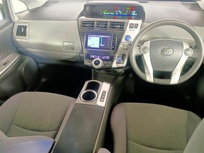 2013 Toyota Prius Alpha 7 Seats