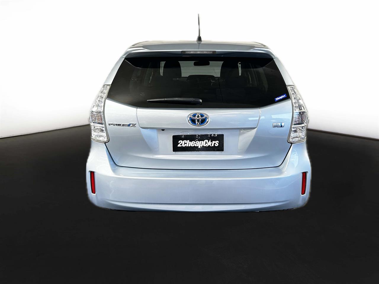 2013 Toyota Prius Alpha 7 Seats