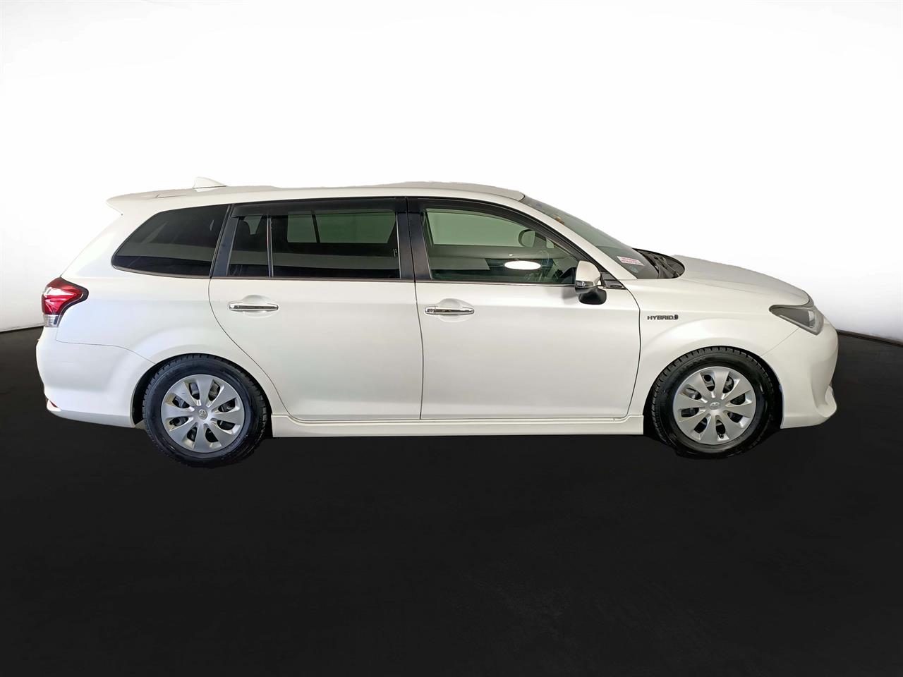 2016 Toyota Corolla Fielder Hybrid New Shape WxB