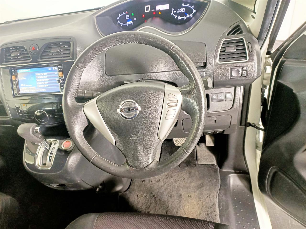 2013 Nissan Serena Hybrid