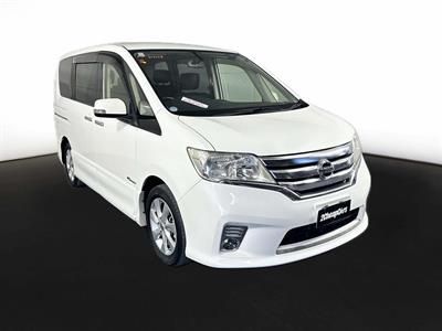 2013 Nissan Serena Hybrid