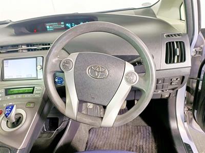 2013 Toyota Prius Hybrid