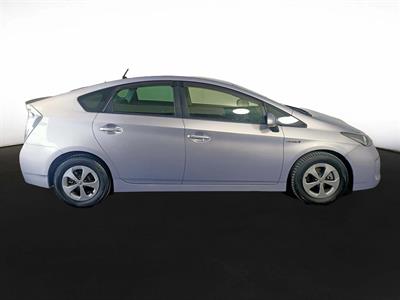 2014 Toyota Prius Hybrid