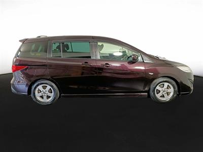 2013 Mazda Premacy 